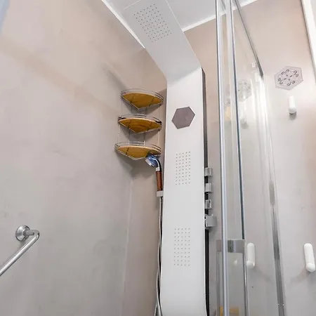 Proapartment Del Mar B82 Modern 1bd With Amazing Terrace And Pool! *