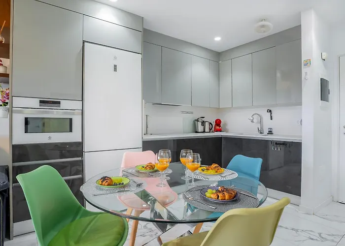 Proapartment Del Mar B82 Modern 1bd With Amazing Terrace And Pool! *