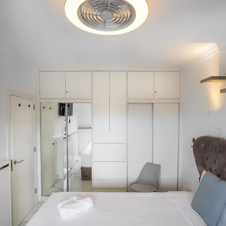 Proapartment Del Mar B82 Modern 1bd With Amazing Terrace And Pool! *