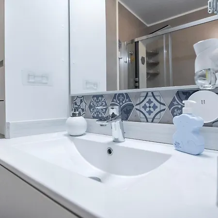 Proapartment Del Mar B82 Modern 1bd With Amazing Terrace And Pool! Коста-дель-Силенцио